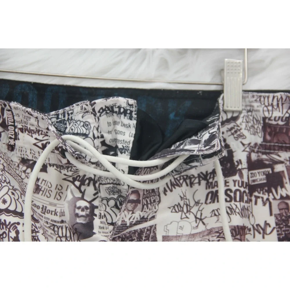 Zoo York VTG Y2K Graffiti Print Black/White Board Shorts Swim Trunks Sz 34